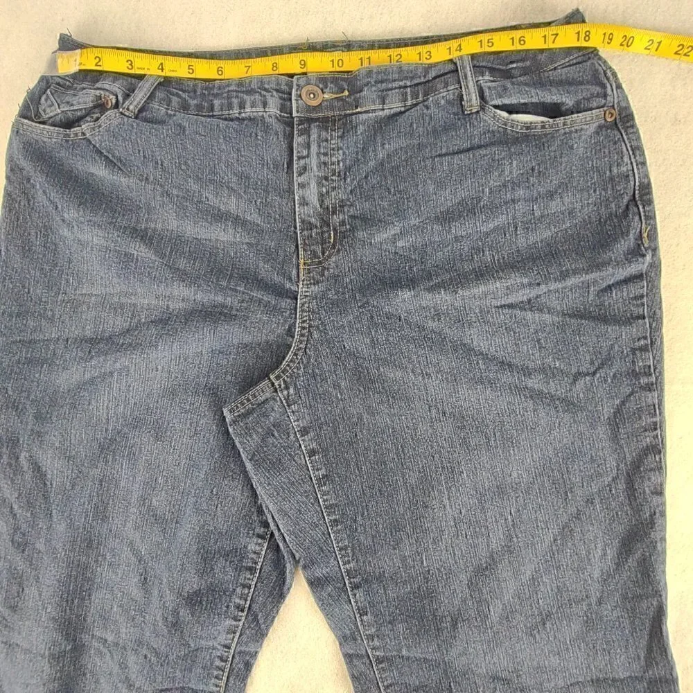 Cato Women's Medium Rise Classic Straight Leg Denim Blue Jeans Size 18W